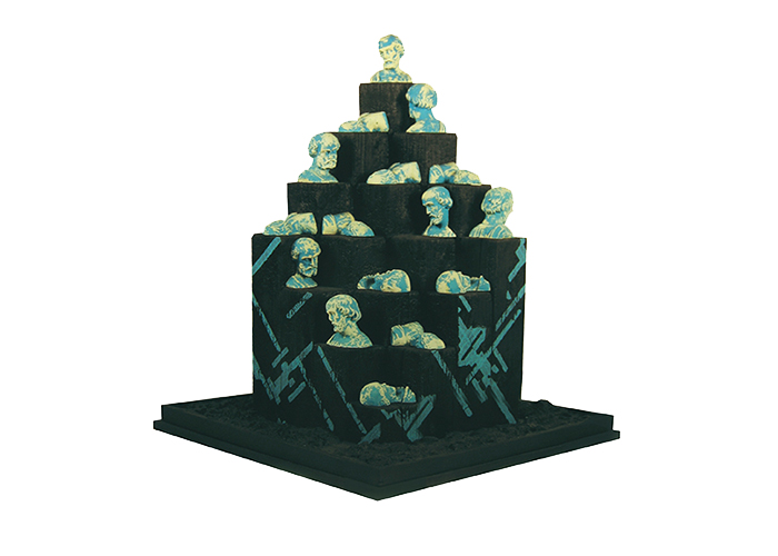 in and out • Höhe ca. 70 cm • Standfläche 55 x 55 cm  • Acryl, Holz, Keramik